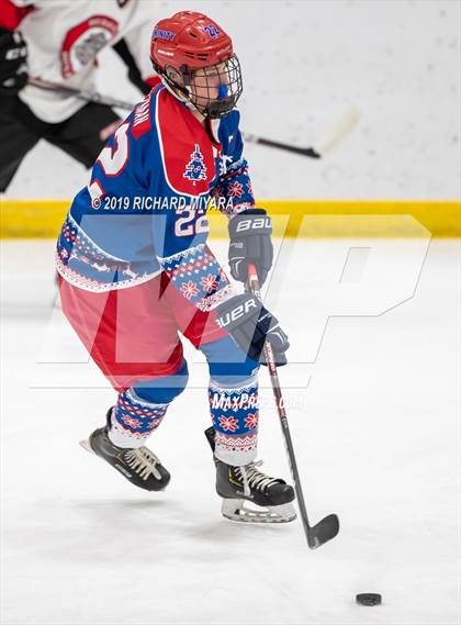 Thumbnail 3 in Bedford vs. Trinity (Manchester Christmas Tournament) photogallery.