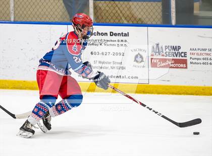 Thumbnail 2 in Bedford vs. Trinity (Manchester Christmas Tournament) photogallery.