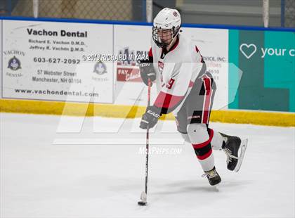 Thumbnail 2 in Bedford vs. Trinity (Manchester Christmas Tournament) photogallery.