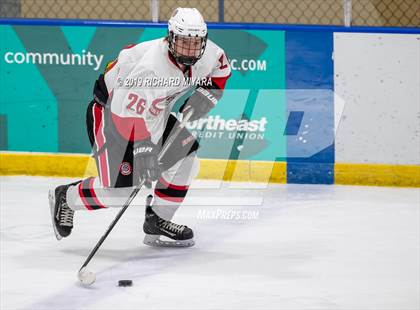 Thumbnail 2 in Bedford vs. Trinity (Manchester Christmas Tournament) photogallery.