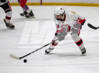 Thumbnail 1 in Bedford vs. Trinity (Manchester Christmas Tournament) photogallery.