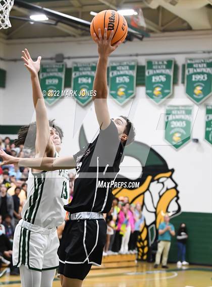 Thumbnail 2 in Sunnyslope vs. Hamilton (AIA 6A Quarterfinal) photogallery.
