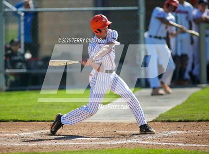 Thumbnail 1 in Intermountain Christian vs. Valley (UHSAA 1A Second Round) photogallery.