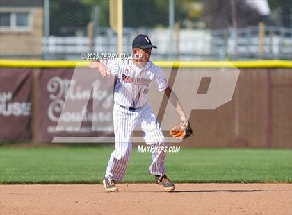 Thumbnail 2 in Intermountain Christian vs. Valley (UHSAA 1A Second Round) photogallery.