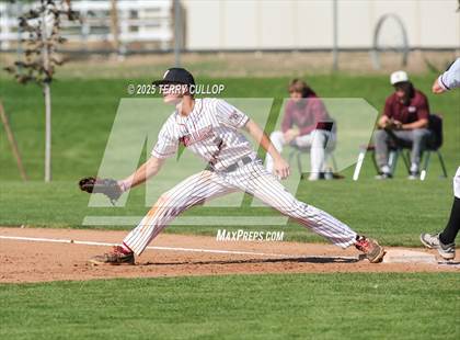 Thumbnail 1 in Intermountain Christian vs. Valley (UHSAA 1A Second Round) photogallery.