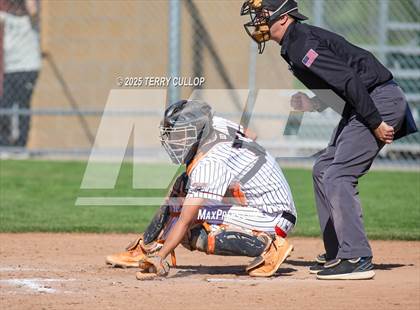 Thumbnail 1 in Intermountain Christian vs. Valley (UHSAA 1A Second Round) photogallery.