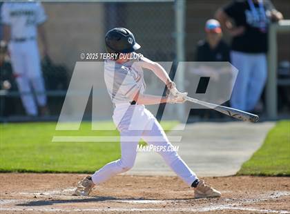 Thumbnail 3 in Intermountain Christian vs. Valley (UHSAA 1A Second Round) photogallery.