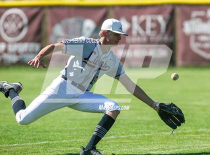Thumbnail 3 in Intermountain Christian vs. Valley (UHSAA 1A Second Round) photogallery.
