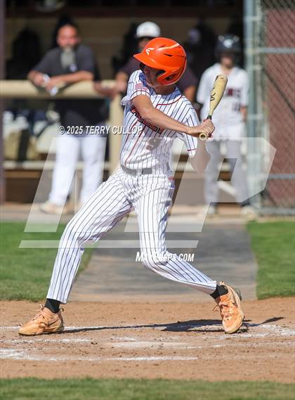Thumbnail 1 in Intermountain Christian vs. Valley (UHSAA 1A Second Round) photogallery.