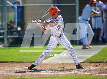 Thumbnail 3 in Intermountain Christian vs. Valley (UHSAA 1A Second Round) photogallery.