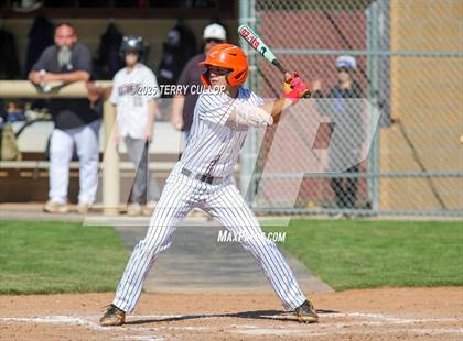 Thumbnail 2 in Intermountain Christian vs. Valley (UHSAA 1A Second Round) photogallery.