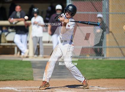 Thumbnail 1 in Intermountain Christian vs. Valley (UHSAA 1A Second Round) photogallery.