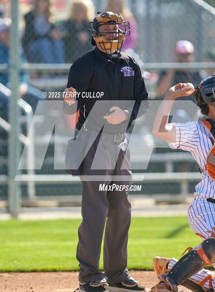 Thumbnail 2 in Intermountain Christian vs. Valley (UHSAA 1A Second Round) photogallery.