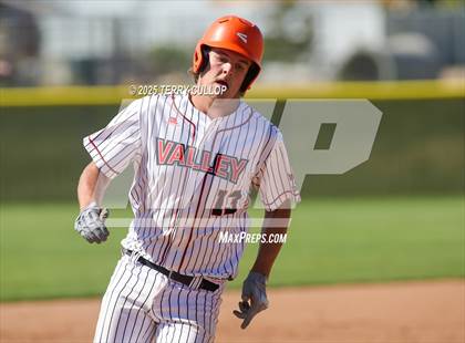 Thumbnail 2 in Intermountain Christian vs. Valley (UHSAA 1A Second Round) photogallery.