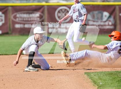 Thumbnail 1 in Intermountain Christian vs. Valley (UHSAA 1A Second Round) photogallery.