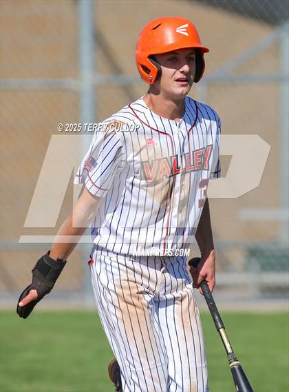 Thumbnail 3 in Intermountain Christian vs. Valley (UHSAA 1A Second Round) photogallery.