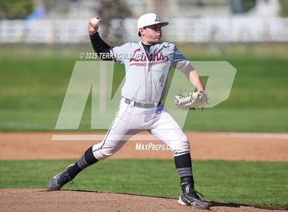 Thumbnail 1 in Intermountain Christian vs. Valley (UHSAA 1A Second Round) photogallery.