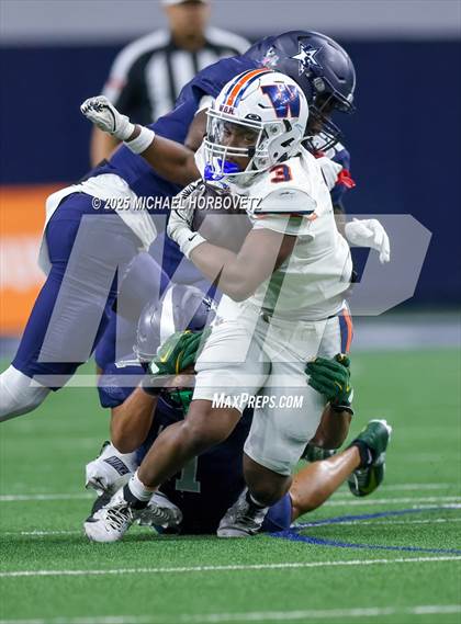 Thumbnail 2 in Wakeland @ Lone Star photogallery.