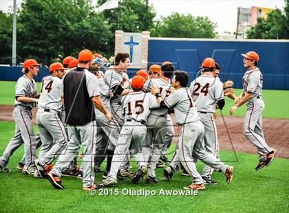 Thumbnail 3 in Nimitz vs. Rockwall (UIL 6A Regional Quarterfinal Playoff) photogallery.