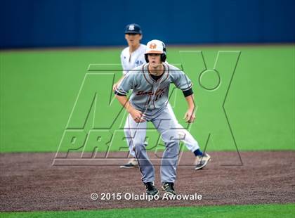 Thumbnail 1 in Nimitz vs. Rockwall (UIL 6A Regional Quarterfinal Playoff) photogallery.