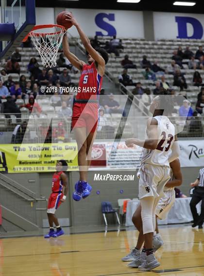 Thumbnail 1 in Mansfield Timberview vs. Duncanville photogallery.