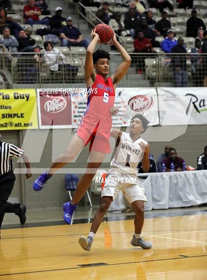 Thumbnail 1 in Mansfield Timberview vs. Duncanville photogallery.