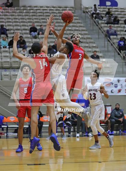Thumbnail 3 in Mansfield Timberview vs. Duncanville photogallery.