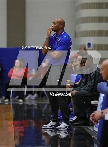 Thumbnail 1 in Mansfield Timberview vs. Duncanville photogallery.