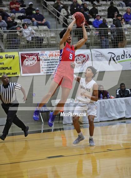Thumbnail 3 in Mansfield Timberview vs. Duncanville photogallery.
