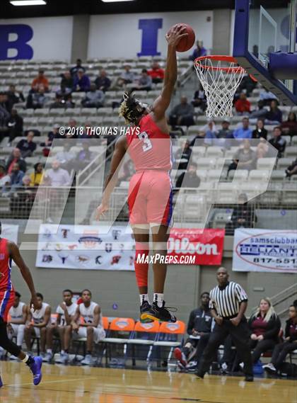 Thumbnail 2 in Mansfield Timberview vs. Duncanville photogallery.