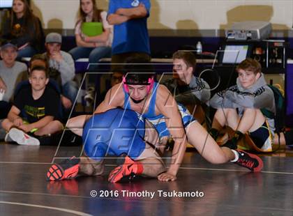 Thumbnail 2 in NIAA Northern Nevada D1 Regional Wrestling Championships photogallery.