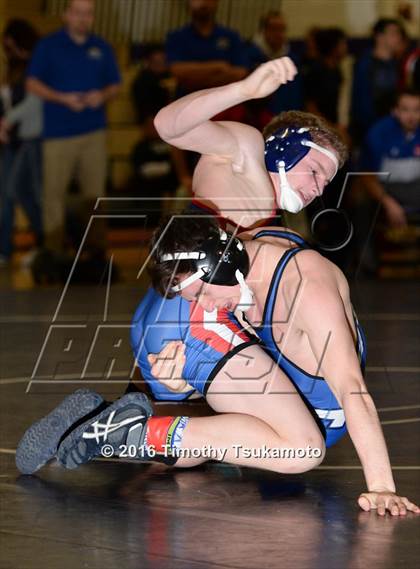 Thumbnail 2 in NIAA Northern Nevada D1 Regional Wrestling Championships photogallery.