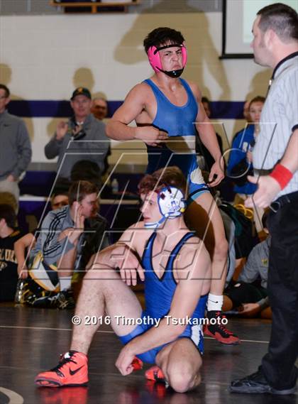 Thumbnail 2 in NIAA Northern Nevada D1 Regional Wrestling Championships photogallery.
