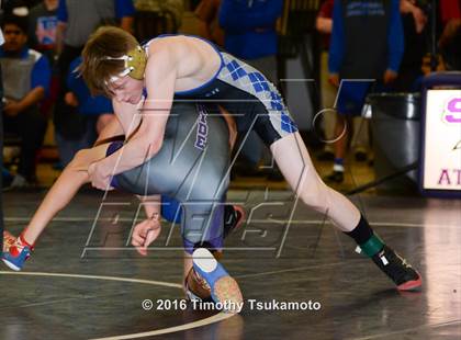 Thumbnail 3 in NIAA Northern Nevada D1 Regional Wrestling Championships photogallery.