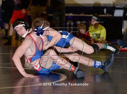 Thumbnail 3 in NIAA Northern Nevada D1 Regional Wrestling Championships photogallery.
