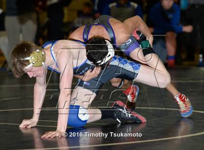 Thumbnail 2 in NIAA Northern Nevada D1 Regional Wrestling Championships photogallery.