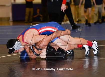 Thumbnail 3 in NIAA Northern Nevada D1 Regional Wrestling Championships photogallery.