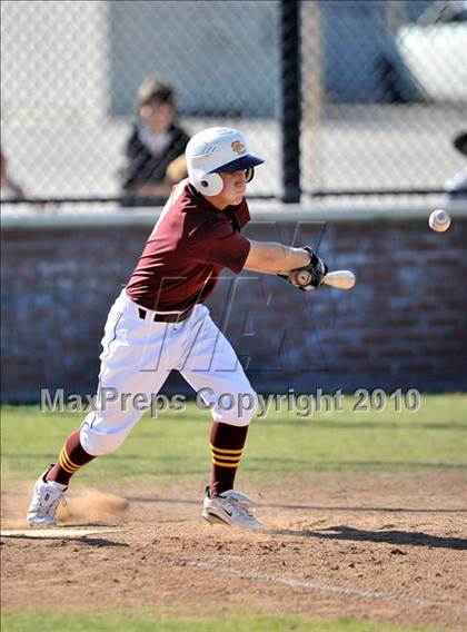 Thumbnail 1 in Salpointe Catholic vs. Esperanza (Diamond Sports National Classic) photogallery.