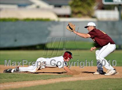 Thumbnail 2 in Salpointe Catholic vs. Esperanza (Diamond Sports National Classic) photogallery.