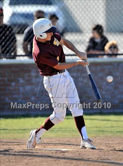 Thumbnail 1 in Salpointe Catholic vs. Esperanza (Diamond Sports National Classic) photogallery.