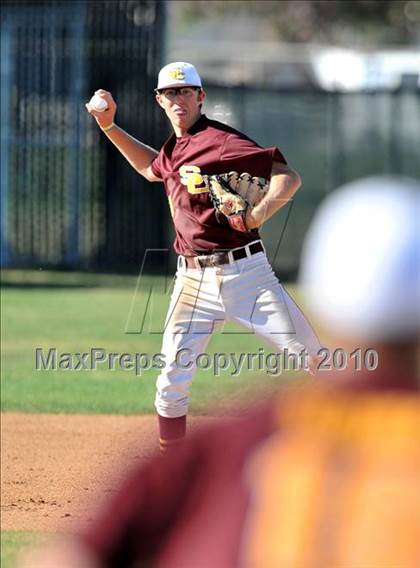 Thumbnail 2 in Salpointe Catholic vs. Esperanza (Diamond Sports National Classic) photogallery.