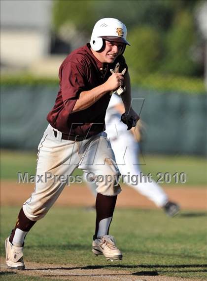 Thumbnail 1 in Salpointe Catholic vs. Esperanza (Diamond Sports National Classic) photogallery.