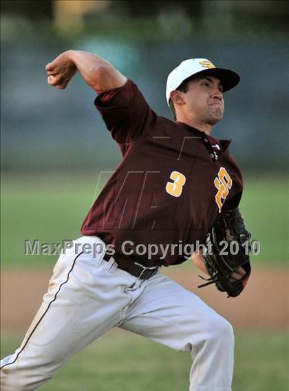 Thumbnail 2 in Salpointe Catholic vs. Esperanza (Diamond Sports National Classic) photogallery.