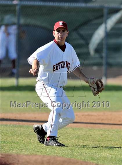Thumbnail 2 in Salpointe Catholic vs. Esperanza (Diamond Sports National Classic) photogallery.