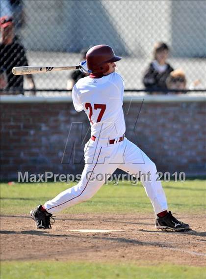 Thumbnail 3 in Salpointe Catholic vs. Esperanza (Diamond Sports National Classic) photogallery.