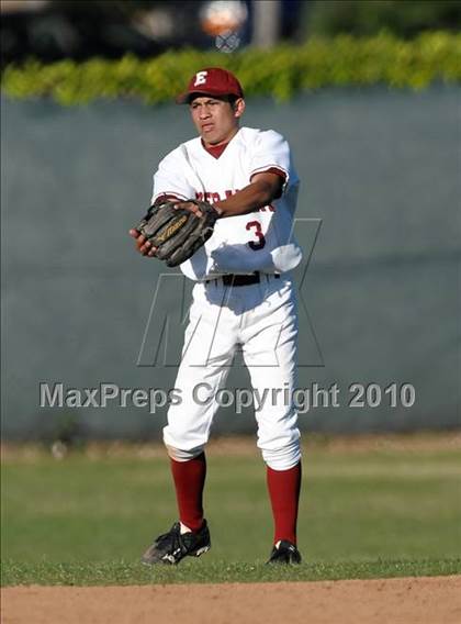 Thumbnail 1 in Salpointe Catholic vs. Esperanza (Diamond Sports National Classic) photogallery.