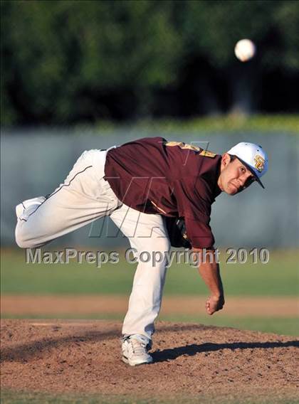 Thumbnail 2 in Salpointe Catholic vs. Esperanza (Diamond Sports National Classic) photogallery.