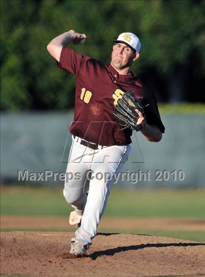 Thumbnail 1 in Salpointe Catholic vs. Esperanza (Diamond Sports National Classic) photogallery.