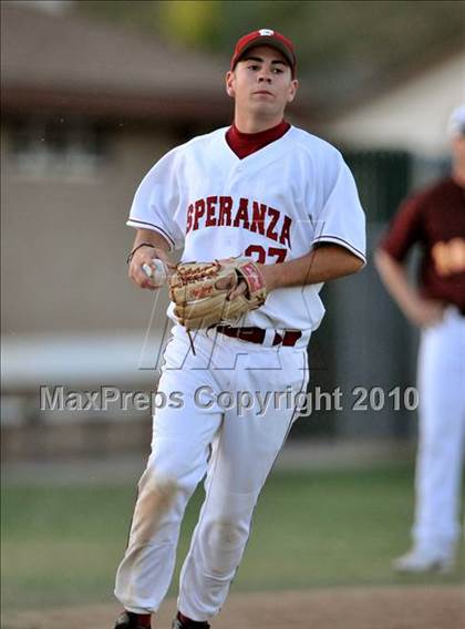 Thumbnail 3 in Salpointe Catholic vs. Esperanza (Diamond Sports National Classic) photogallery.