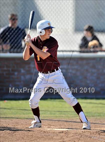 Thumbnail 3 in Salpointe Catholic vs. Esperanza (Diamond Sports National Classic) photogallery.